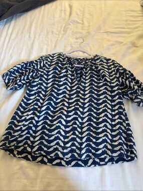 Madewell Navy and White Batik Tie-Neck Print Top